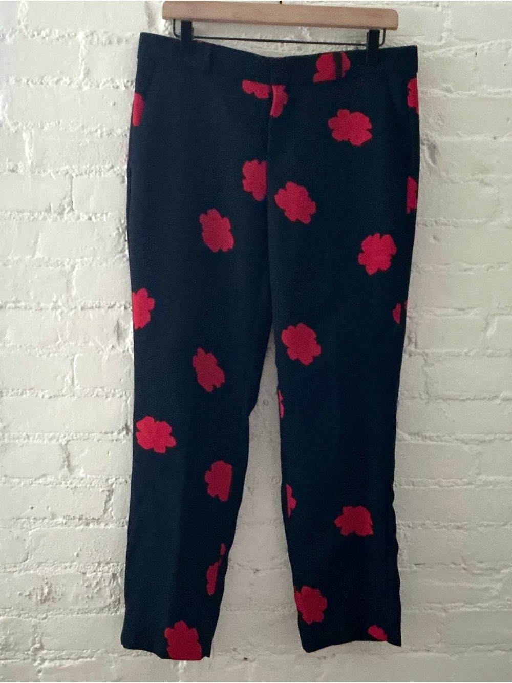Banana Republic Avery Navy Red Floral Ankle Pants Size 6 Career Casual Chic